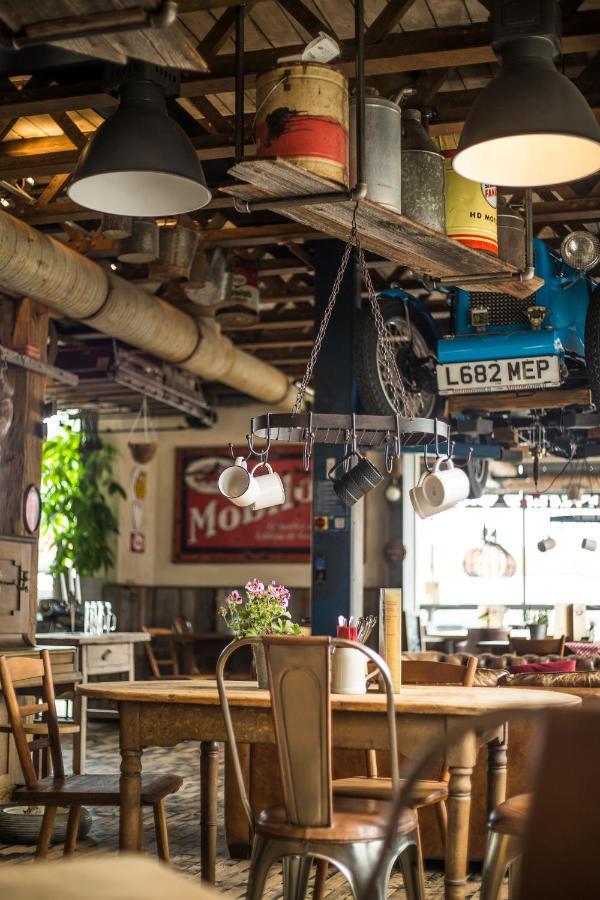 Motorworld Inn Warthausen المظهر الخارجي الصورة